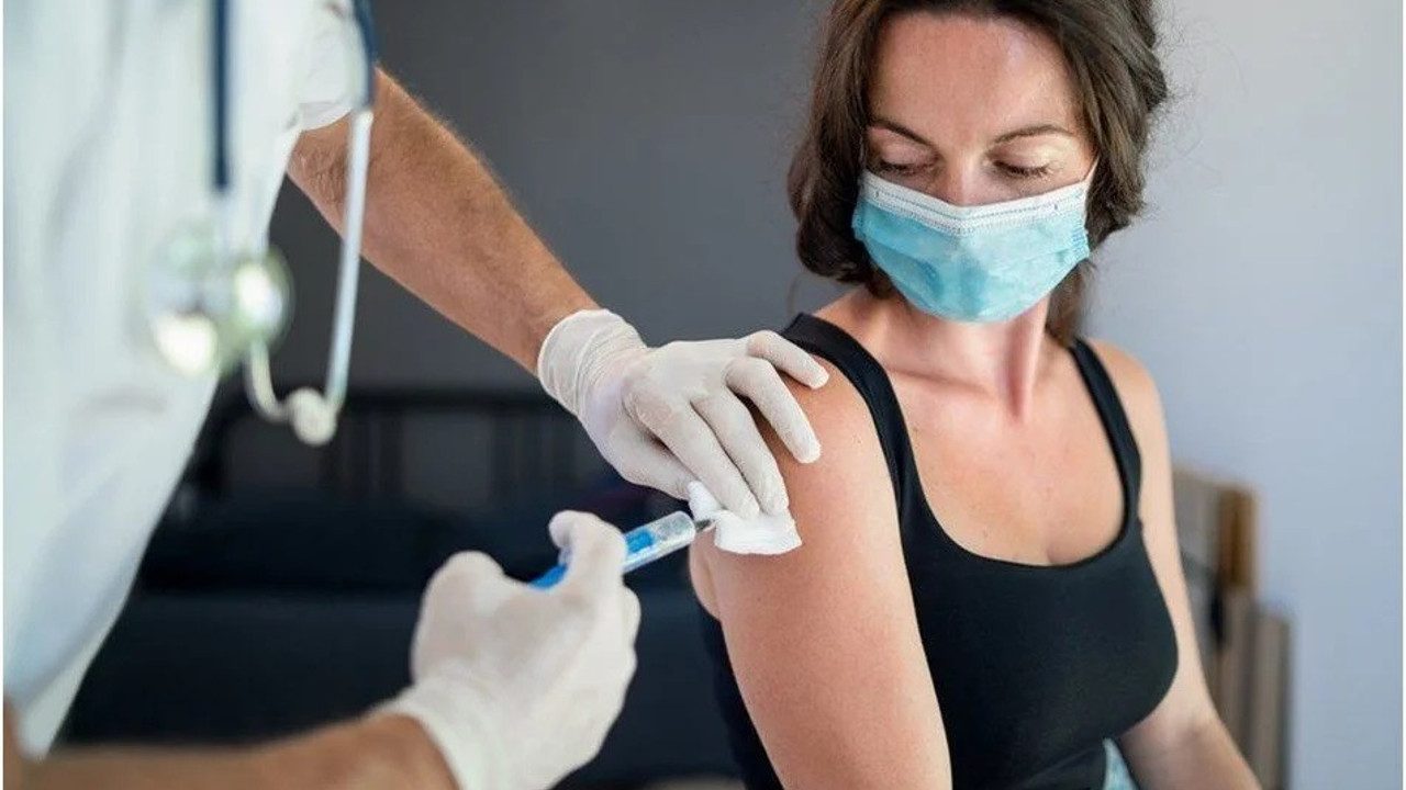 Uzmanından kadınlara aşı önerisi. Kritik önemde