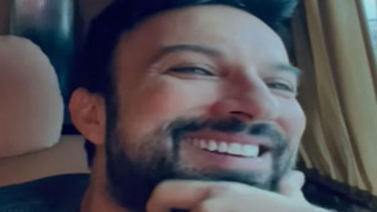 Tarkan arabada çekilmiş yeni bir videosunu paylaştı
