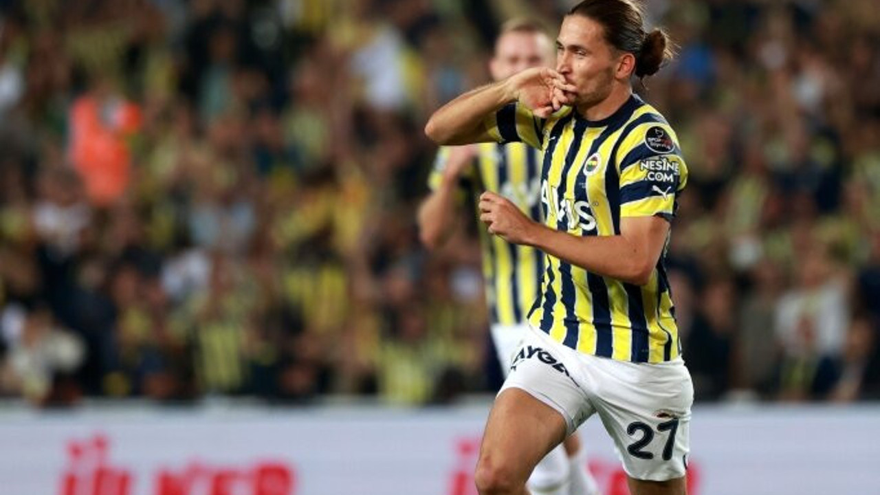 Jorge Jesus onu kenara aldı: Crespo eleştirilerin odağında