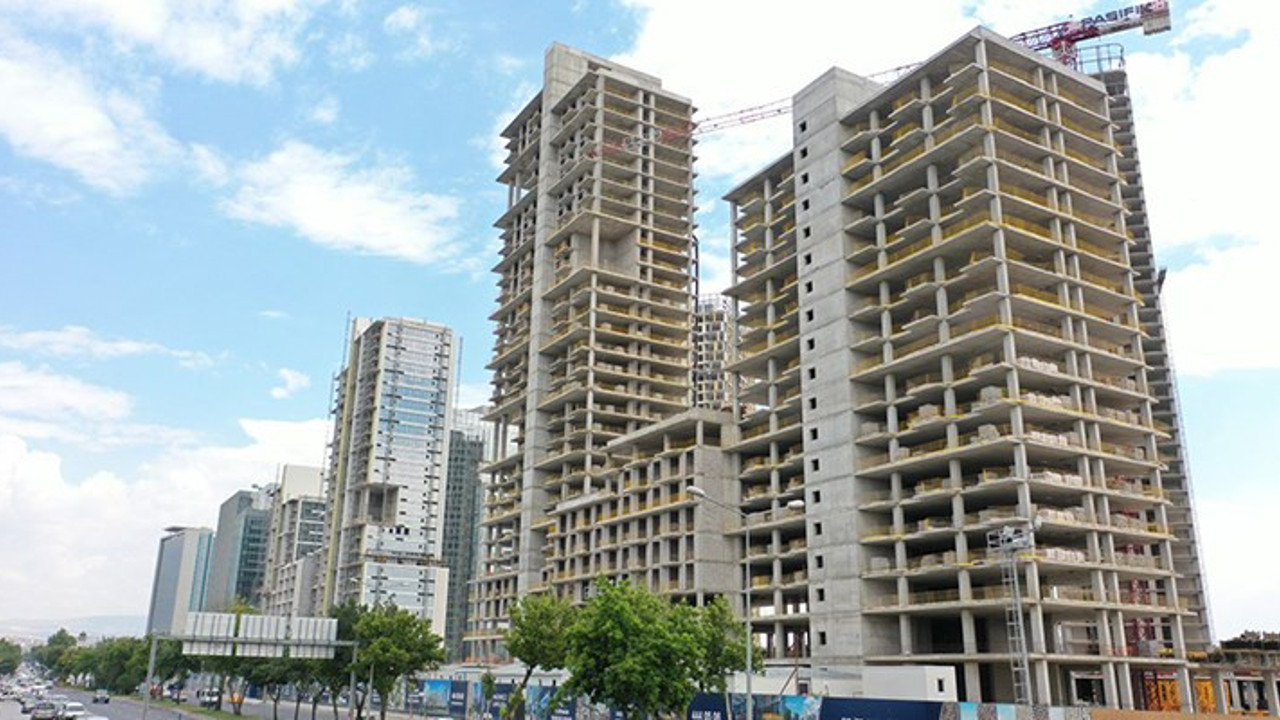 Fabrikaları satan AKP devleti yandaşın AVM'sine ortak yaptı. Amaç yandaşı kurtarmak