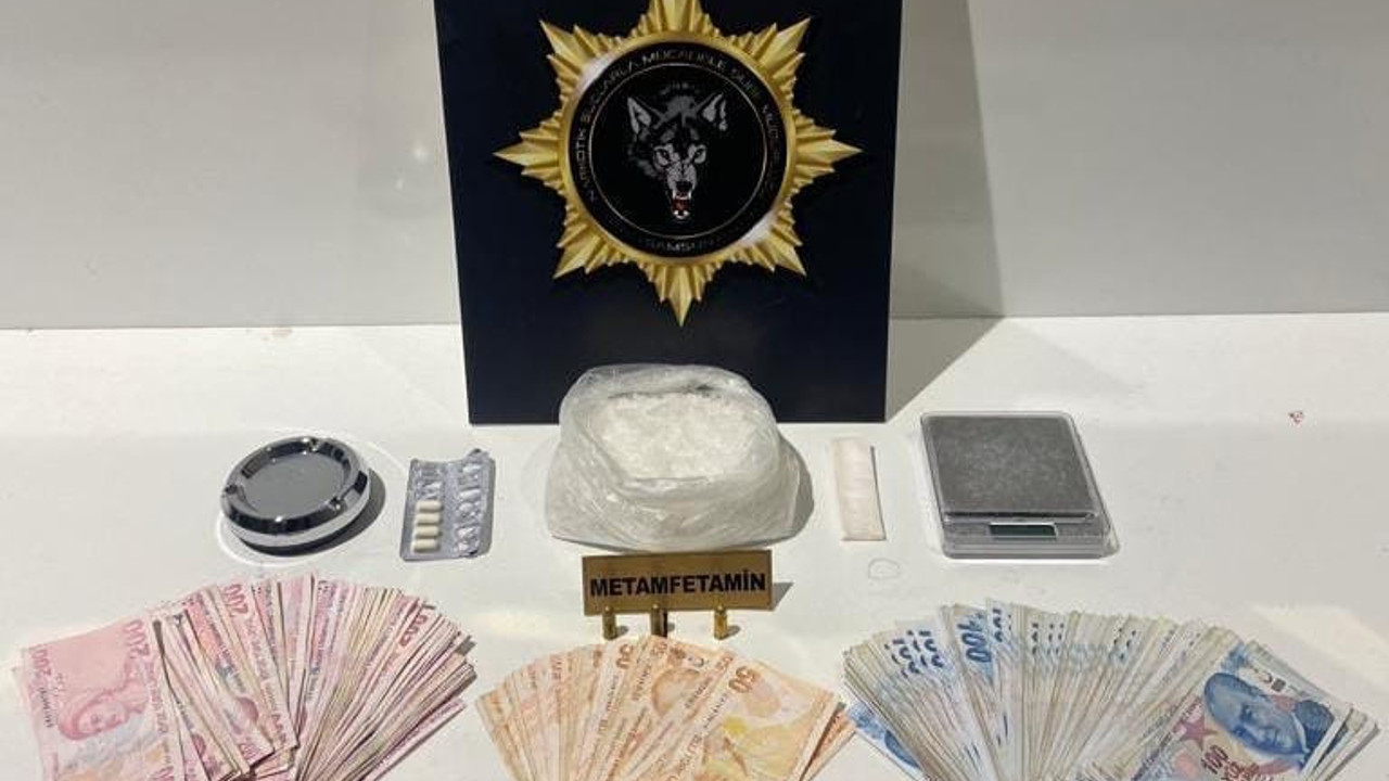 Samsun'da 2 kişi 620 gram metamfetamin ile yakalandılar