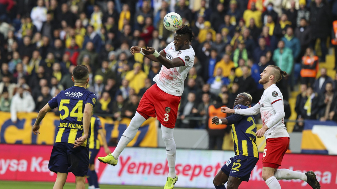 Erdal Güneş: Günün kahramanı futbolculardır