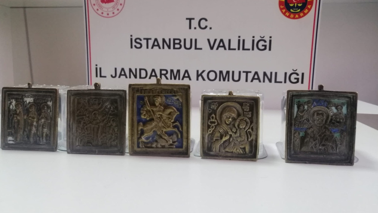 İstanbul'da 108 adet tarihi eser ele geçirildi (29 Ocak 2023)