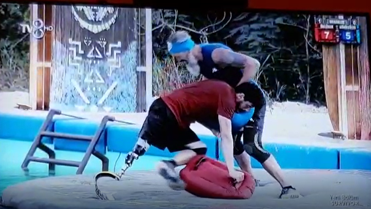 Survivor'da engelli insana yarışma diye eziyet ediyorlar. Kim bu ahlaksızlığa dur diyecek