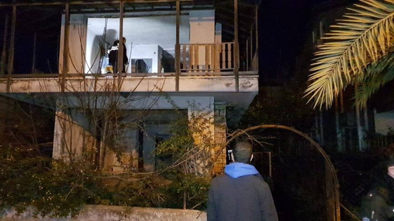 Topları villaya kaçan çocuklar dehşeti yaşadı