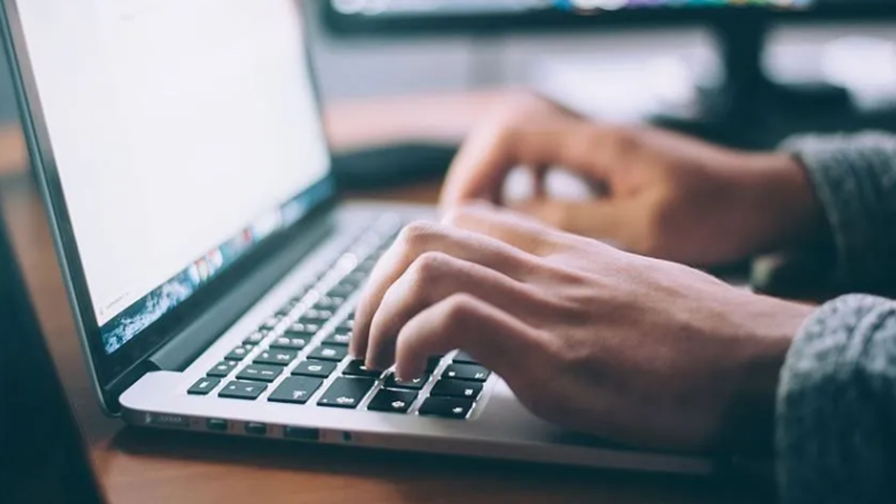 2023'ün en çok kazandıran 10 işi belli oldu. İşte uzaktan çalışılabilen meslekler