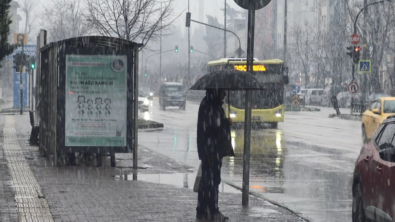 Bursa’da kar yağışı etkili oldu