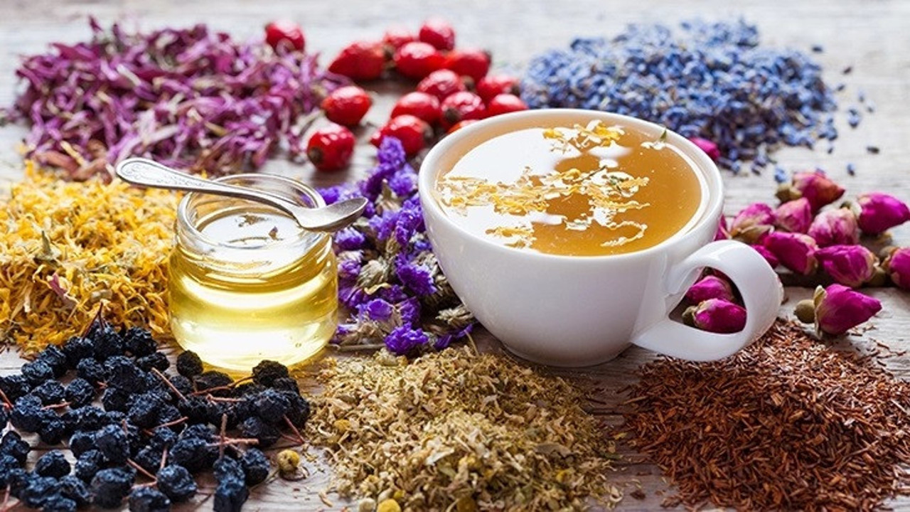 Kış aylarının vazgeçilmezi: Bitki çayları. Faydaları saymakla bitmiyor