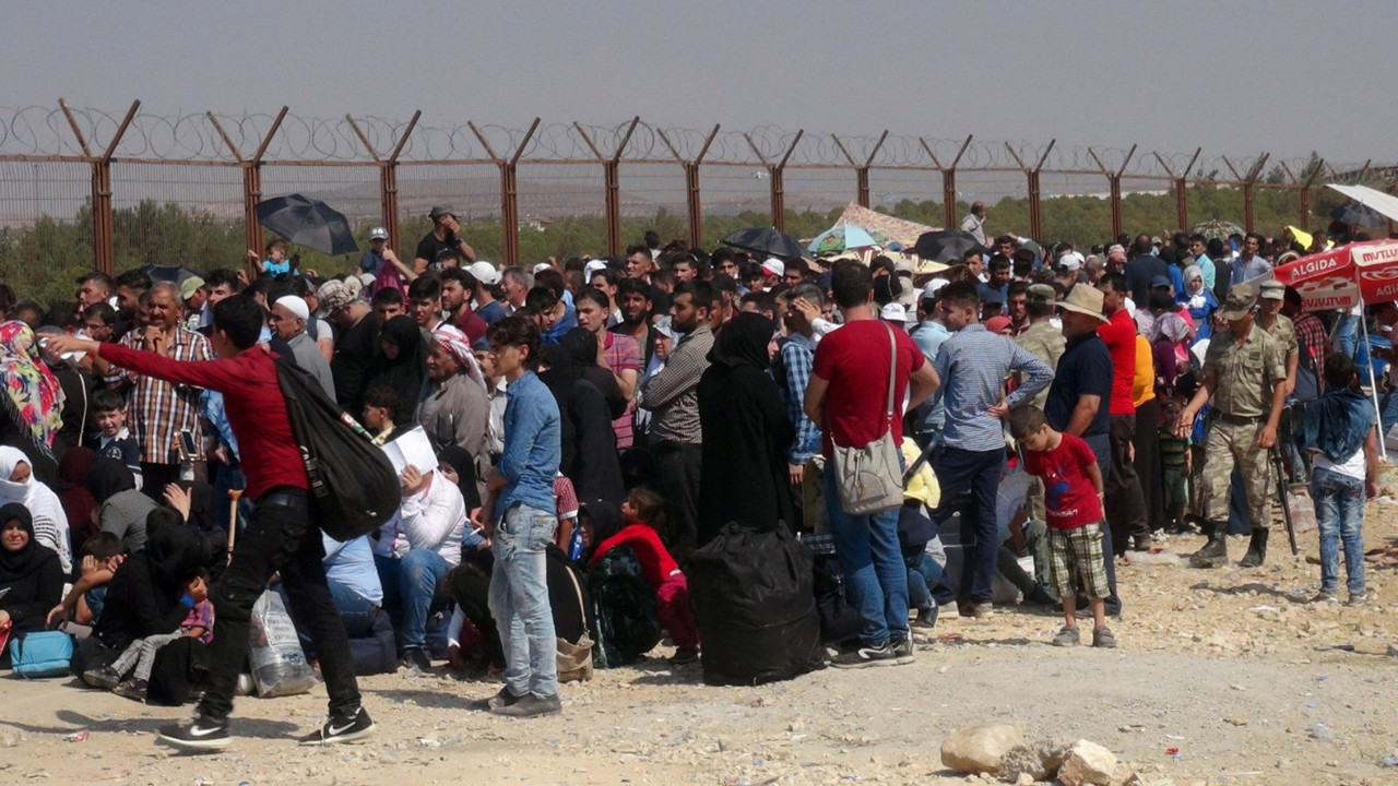 Milli Eğitim’den Suriyeliler yeni ihale. Gönderilmeleri için değil her şey kalmaları için yapılıyor