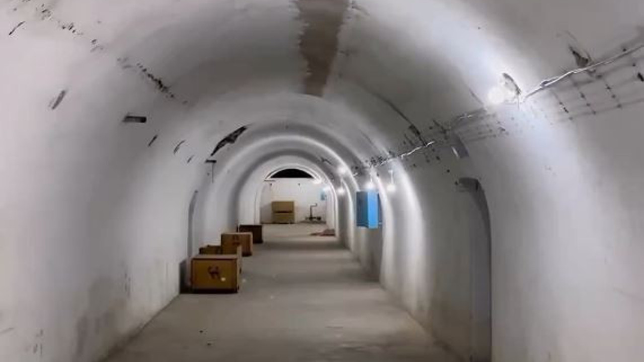 Ankara’da gizli sığınak görüntüleri ortaya çıktı. Sığınakta 10 oda 15 salon 10 koridor ve 12 tuvalet var
