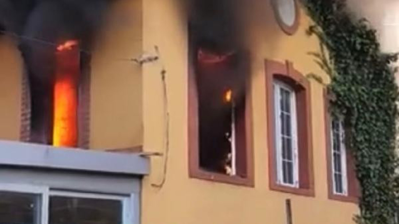 Eski karakol binasında yangın