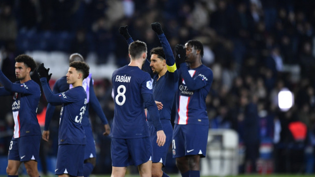 Messi PSG'yi galibiyete taşıdı