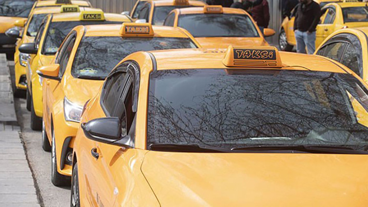 Ankara'daki taksi şoförleri 3 günlük kazançlarını depremzedelere bağışlayacak