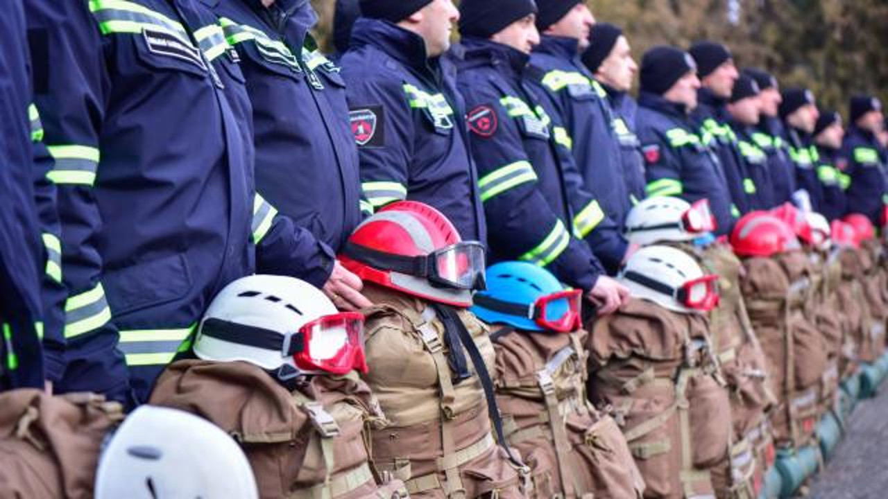 Gürcistan, Türkiye'ye ikinci arama kurtarma ekibini gönderdi