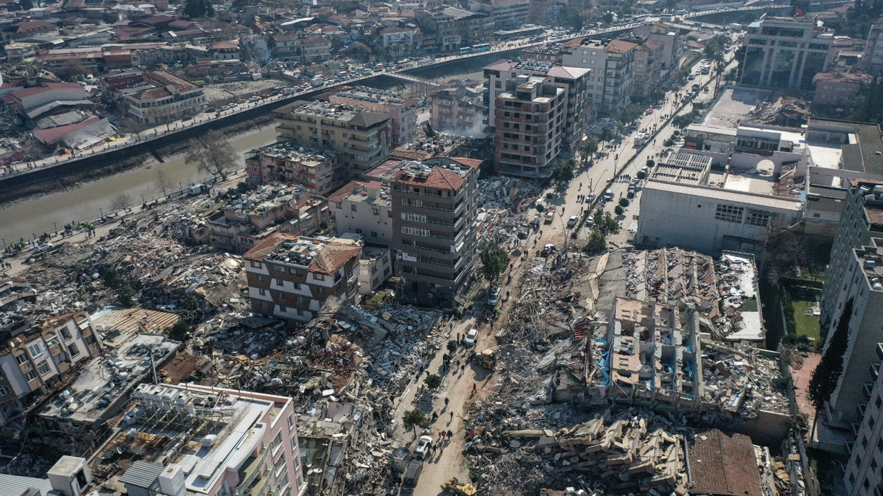Depremde can kaybı 17 bin 134'e yükseldi