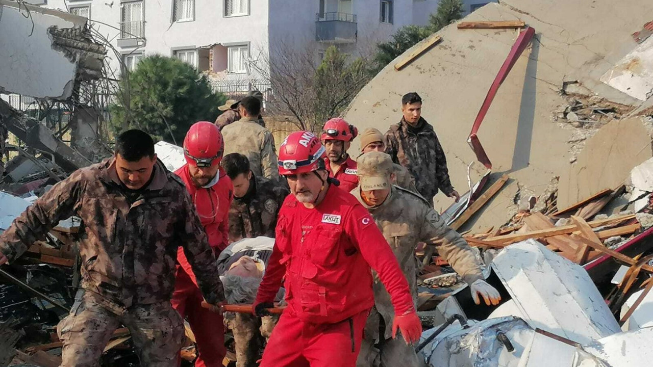 AKUT Başkanı Akverdi: Asla umutları yitirmemeliyiz, daha yapacak çok işimiz var