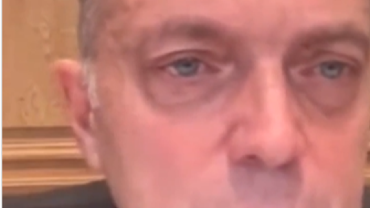 Cem Uzan ağlayarak konuştu. Niye orduyu sahaya sürmediniz