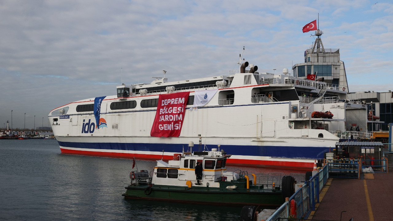 İBB'nin iki feribotu Hatay'a gidecek