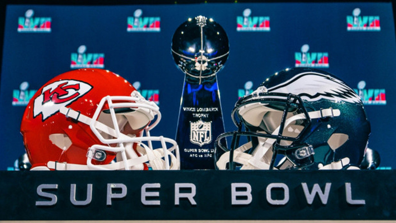 Super Bowl'da Kahramanmaraş depremleri anonsu yapıldı
