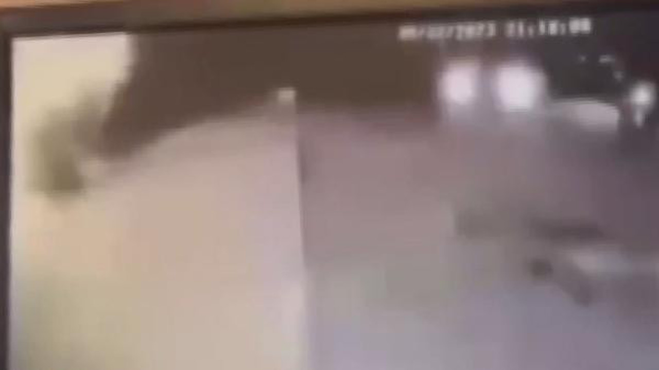 İstanbul'da mayın patladı. Ortalık savaş alanına döndü