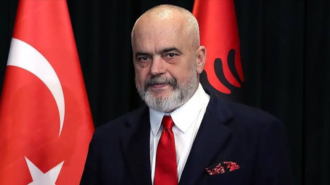 Arnavutluk Başbakanı Edi Rama telefonla canlı yayına bağlandı. İşte bağış miktarı...
