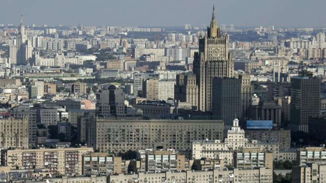Rusya'da yabancı kelimelerin kullanımını sınırlayan yasa kabul edildi