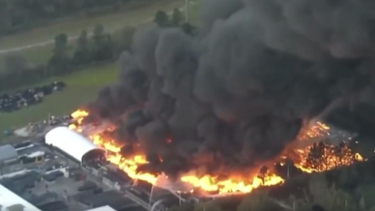 ABD’de depo yangını