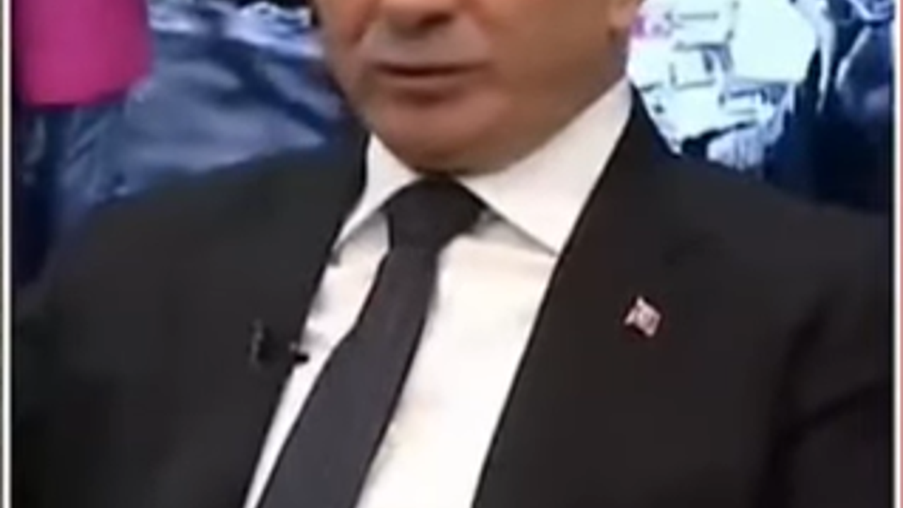 Davutoğlu: 100 TIR yardım gönderdik el koydular