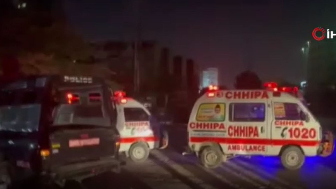 Pakistan'da Emniyet Müdürlüğüne saldırı