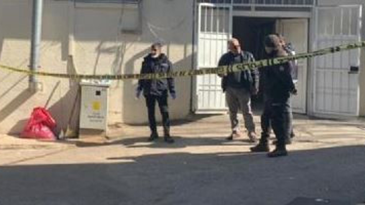 Polis oğlunu öldürüp intihar etti