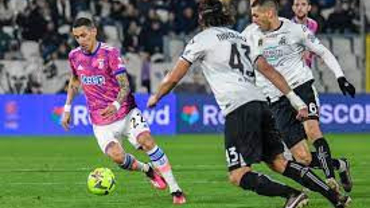 Angel Di Maria farkı: Juventus Spezia'ya acımadı