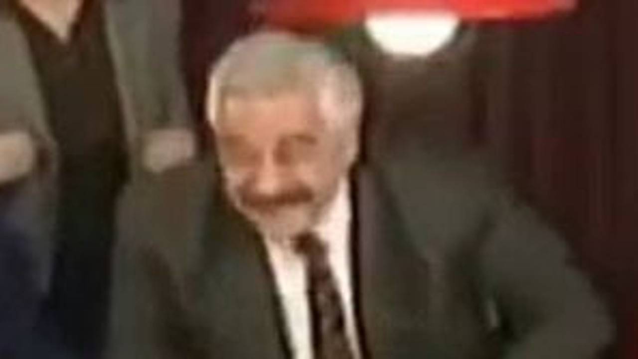 Levent Kırca deprem vergisinin kaderini yıllar önce skeç yapmış