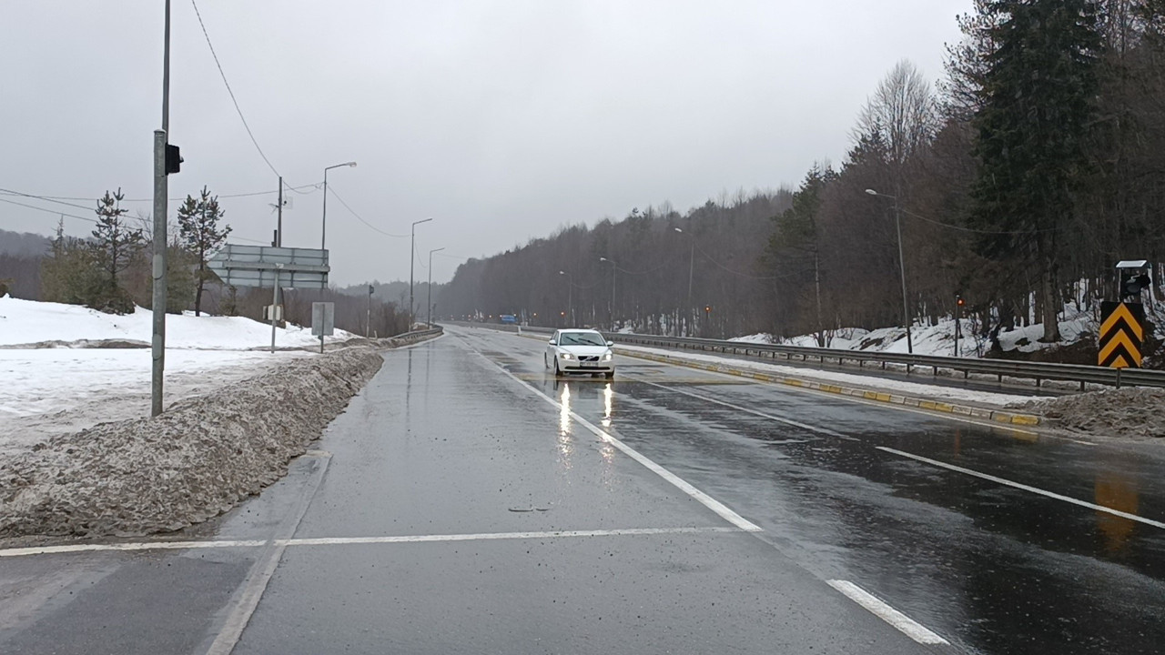 Düzce'de yağmur yerini kara bıraktı (20 Şubat 2023)