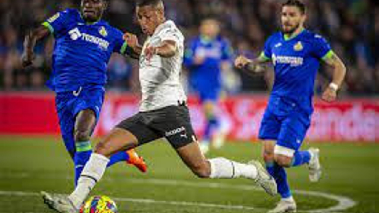 Getafe nefes aldı, Valencia'yı ateşe attı