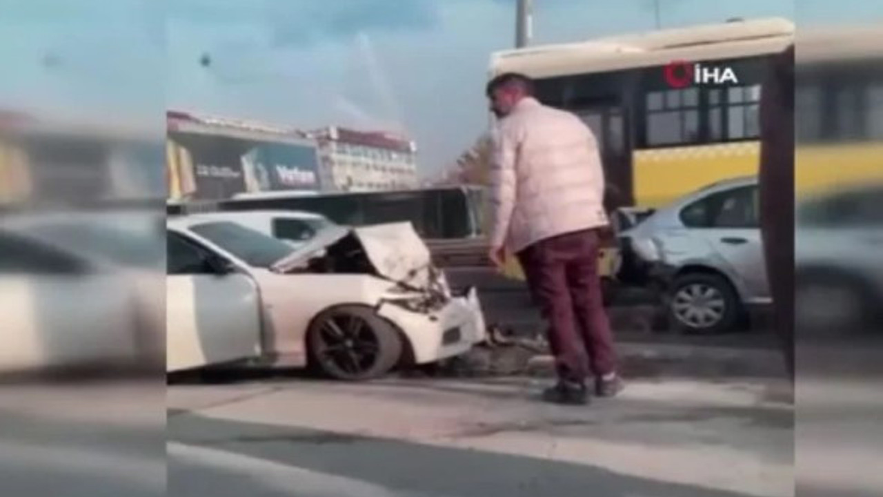 Son dakika... Beylikdüzü'nde 9 araçlık zincirleme trafik kazası