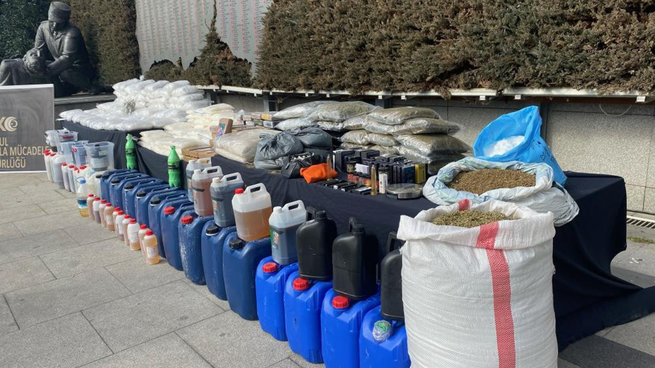 1 ton 63 kilo uyuşturucu yakalandı