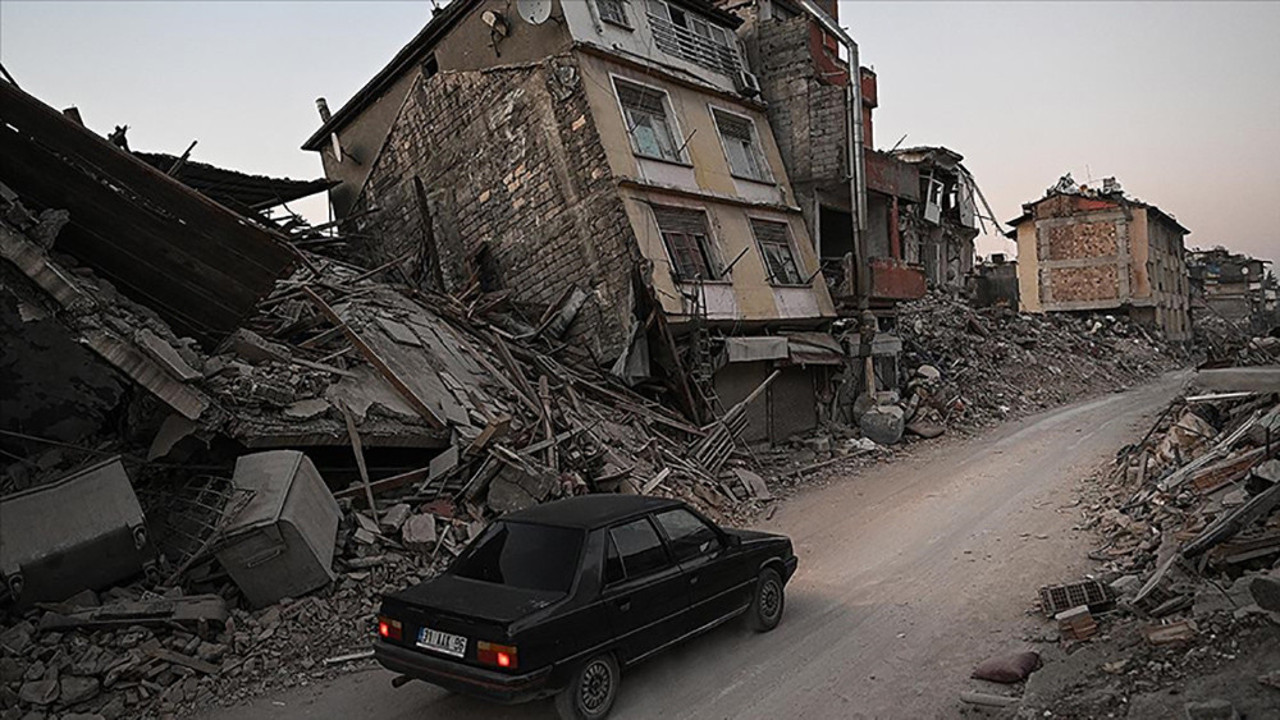 Depremden etkilenen illerdeki borçlara erteleme