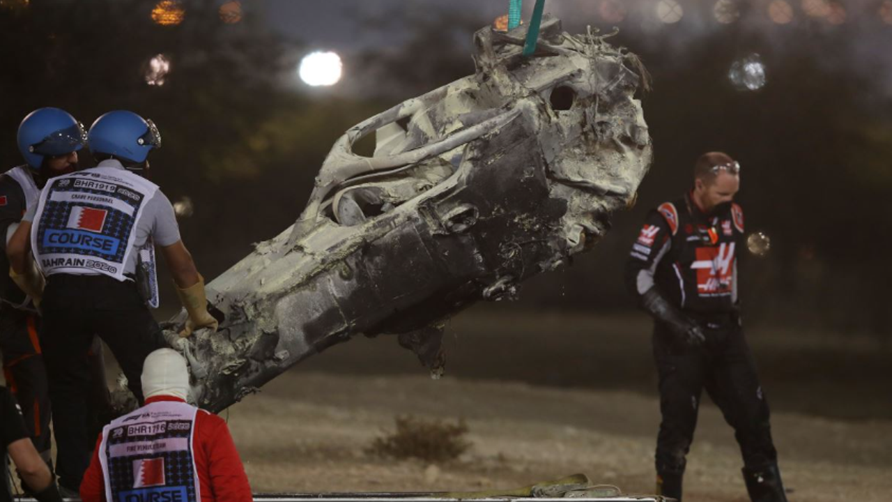Formula 1 pilotu Grosjean’ın yanan otomobili sergilenecek