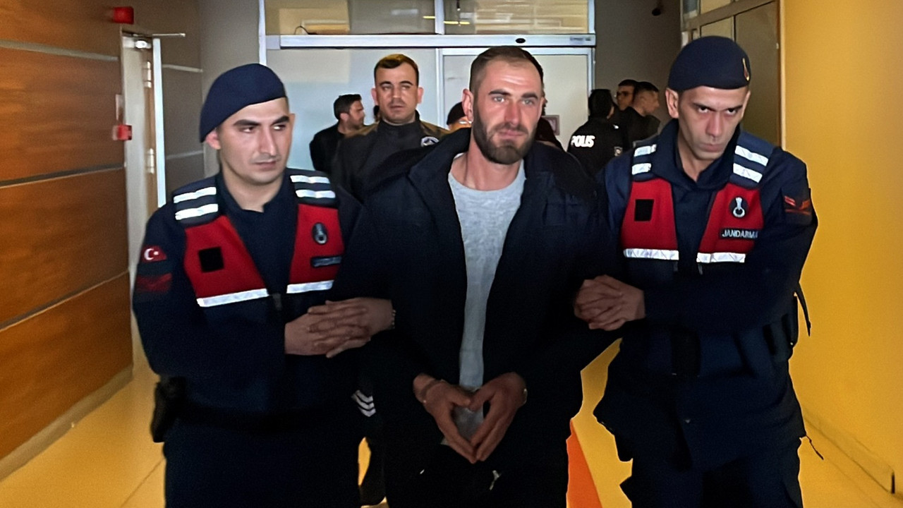 2 kişiyi öldürüp 2 kişiyi de yaralayan zanlı tutuklandı