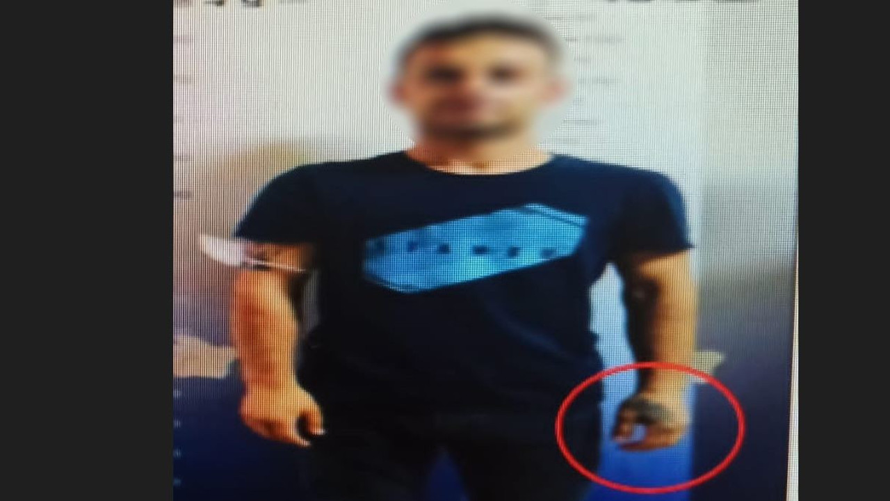 Suç makinesini dövmesi yakalattı