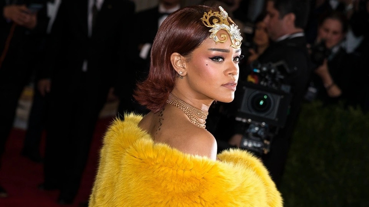 PETA'dan Rihanna'ya çağrı: Kürklerini depremzedelere gönder