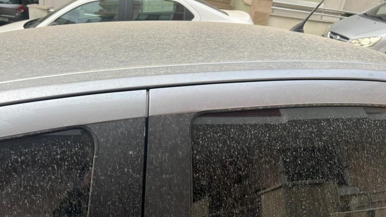 İstanbul’a çamur yağdı