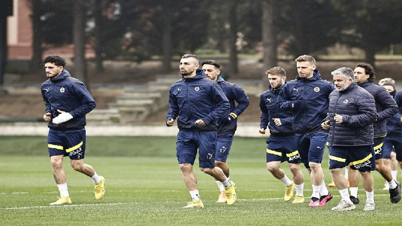 Fenerbahçe'de flaş gelişme. Yeni transfer antrenmana çıktı (28 Şubat 2023)