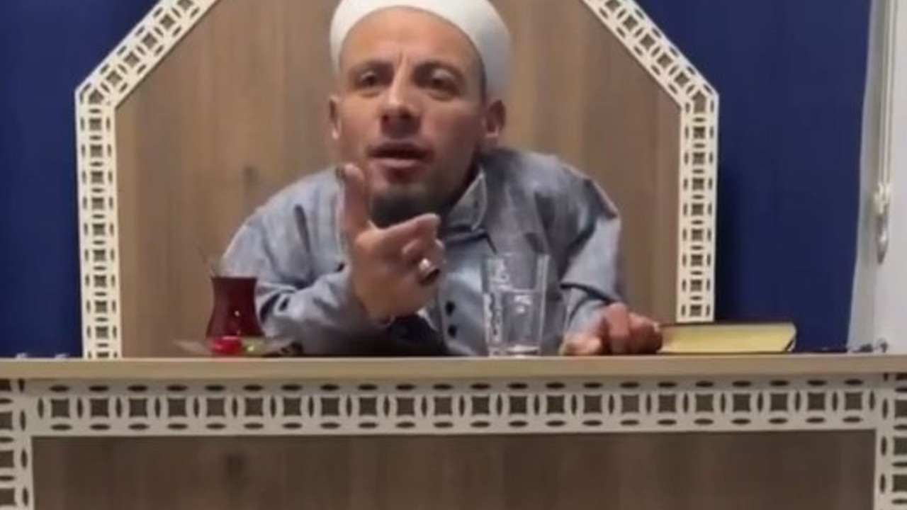 Cennette hap kullanmadan ilişkiye girmek için namaz kılmaya davet etti
