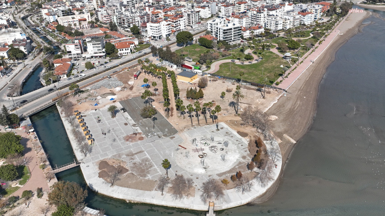 Antalya yeni meydanına kavuşuyor (01 Mart 2023)