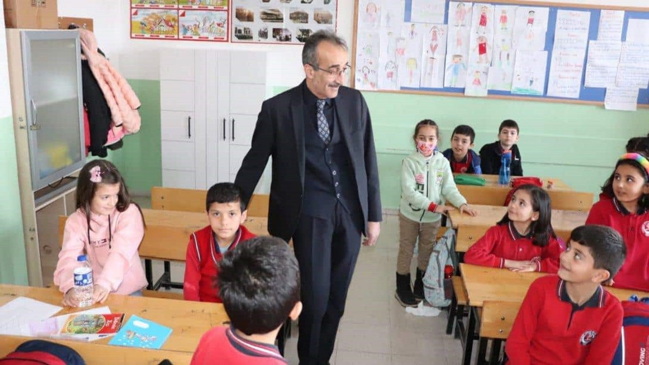 997 depremzede öğrenci ders başı yaptı