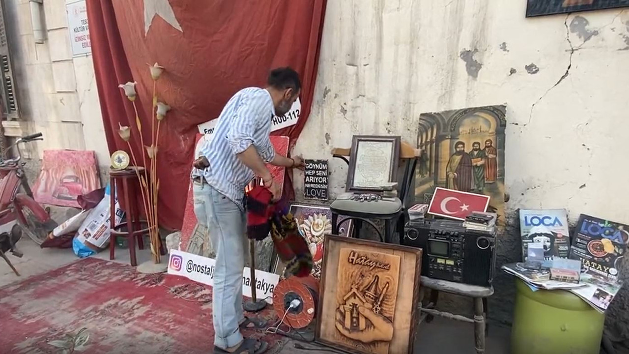 Askerlerin şaşkın bakışları arasında verdiği mesajla izleyenleri şaşırttı