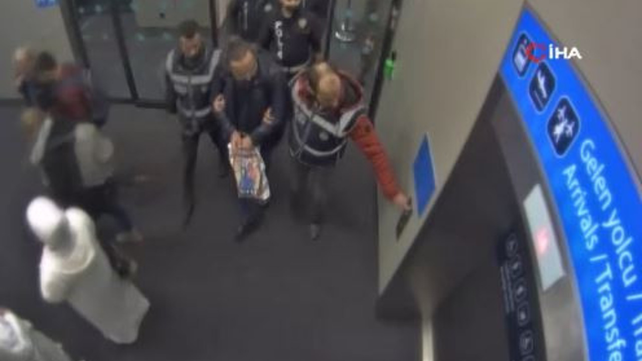 Tacikistan'a kaçtı. Yakalama kararı çıkınca uçaktan indirilmeden İstanbul'a geri yollandı