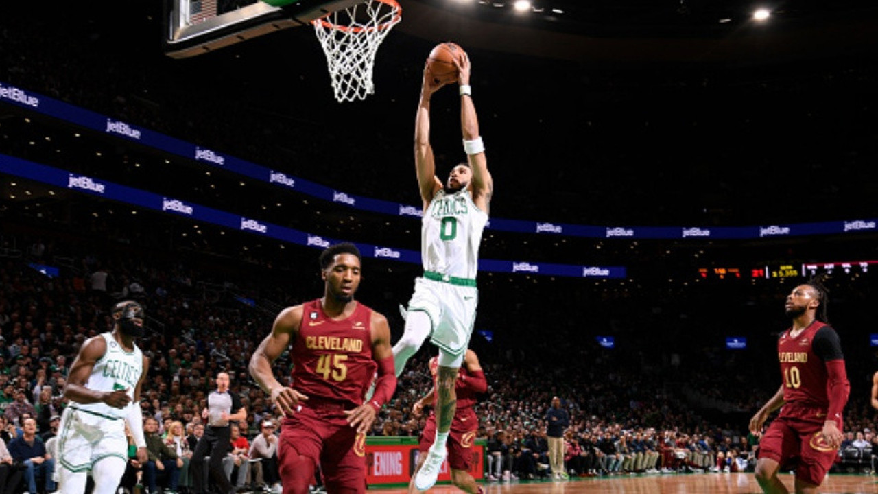 Celtics Tatum ile kazandı. Cedi Osman maçı sayısız tamamladı
