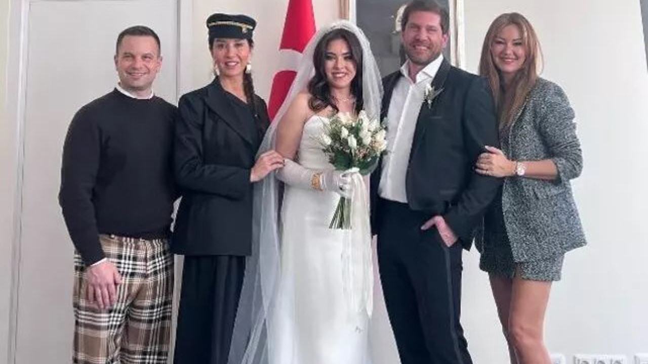 Pınar Altuğ'un eşi Yağmur Atacan'a aldığı pantolon olay oldu